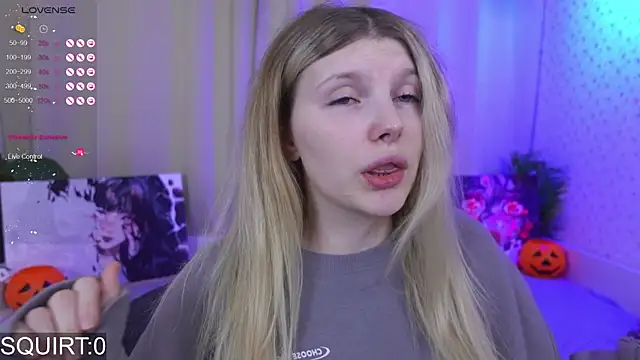 Snapshot of _aleksa_ chatting on October 15, 5:50 am aleksa online show from October 15, 5:50 am