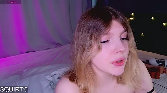  aleksa  online show from April 19, 6:58 am