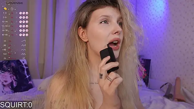 Snapshot of _aleksa_ chatting on November 11, 5:08 pm aleksa online show from November 11, 5:08 pm