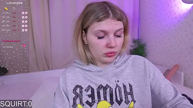 Snapshot of _aleksa_ chatting on September 12, 5:29 am aleksa online show from September 12, 5:29 am