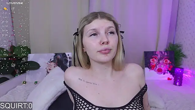 Snapshot of _aleksa_ chatting on September 17, 5:15 pm aleksa online show from September 17, 5:15 pm