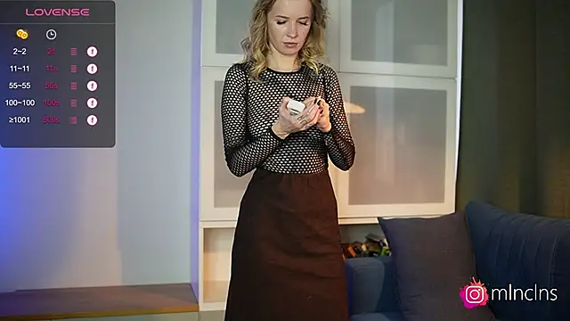 melanielwithu online show from November 6, 11:25 am