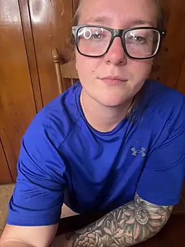 Snapshot of Lizzyloo chatting on October 24, 1:15 am Lizzyloo online show from October 24, 1:15 am