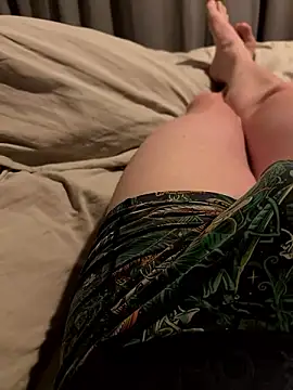 Snapshot of Mark3706 chatting on December 6, 7:15 am Mark3706 online show from December 6, 7:15 am