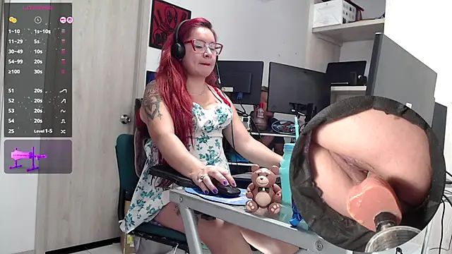 Snapshot of kyobiker chatting on November 25, 2:12 am kyobiker online show from November 25, 2:12 am