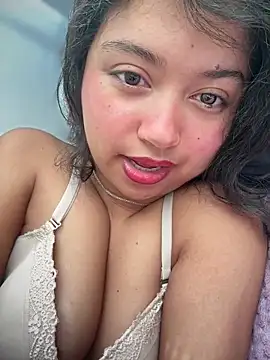 Peach Girll online show from February 12, 2:17 pm