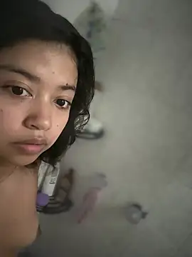 Peach Girll online show from March 17, 9:18 pm