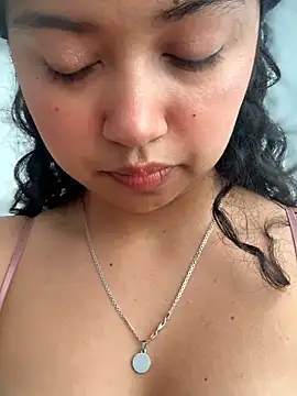 Peach Girll online show from March 27, 2:51 pm