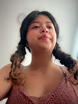 Peach Girll online show from May 14, 2:14 pm