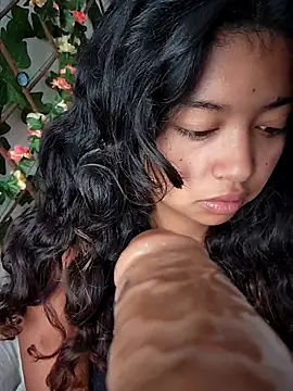 Peach Girll online show from November 4, 12:09 pm