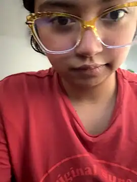 Peach Girll online show from June 9, 7:04 pm