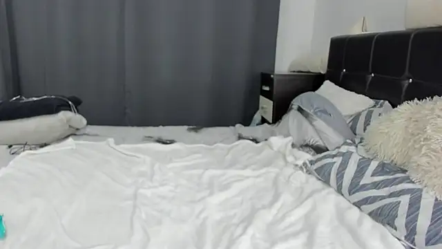 Snapshot of AryanaxXx chatting on October 28, 8:08 pm AryanaxXx online show from October 28, 8:08 pm