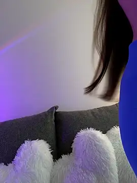 BarbieXs online show from April 4, 9:16 am