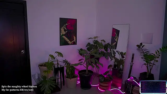 LucyAllenX online show from November 29, 1:55 pm