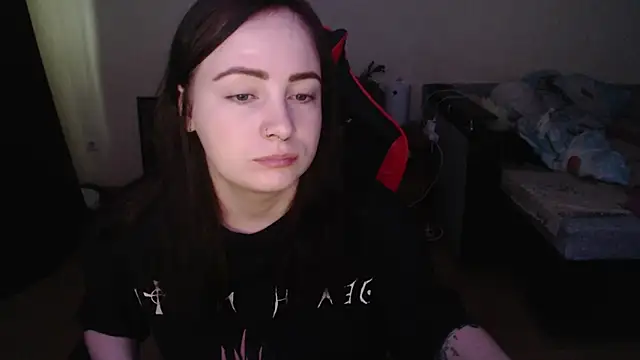 Laralianna online show from December 18, 10:52 am