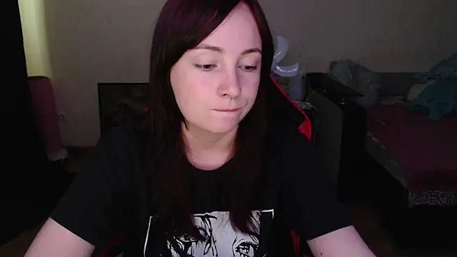Snapshot of Laralianna chatting on July 7, 6:38 am Laralianna online show from July 7, 6:38 am
