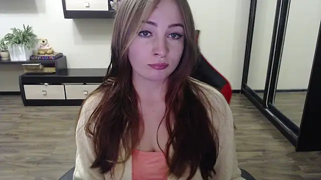 Snapshot of Laralianna chatting on September 23, 1:18 pm Laralianna online show from September 23, 1:18 pm