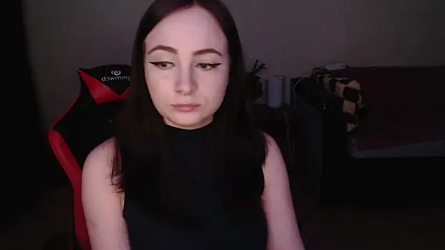 Laralianna online show from March 25, 5:23 pm