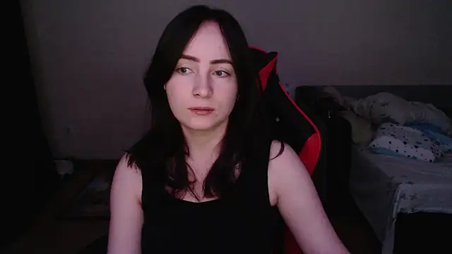 Snapshot of Laralianna chatting on November 13, 2:59 am Laralianna online show from November 13, 2:59 am