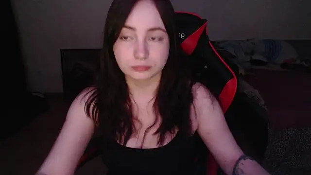 Laralianna online show from April 1, 7:44 pm