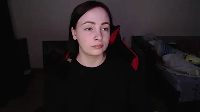 Laralianna online show from April 11, 6:11 pm