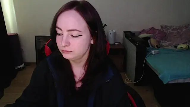 Laralianna online show from April 27, 10:46 am