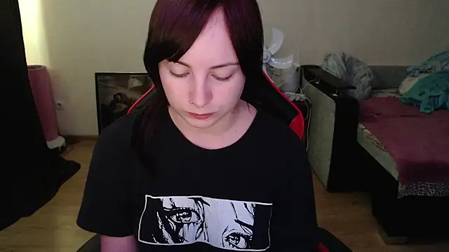 Snapshot of Laralianna chatting on July 7, 7:34 am Laralianna online show from July 7, 7:34 am