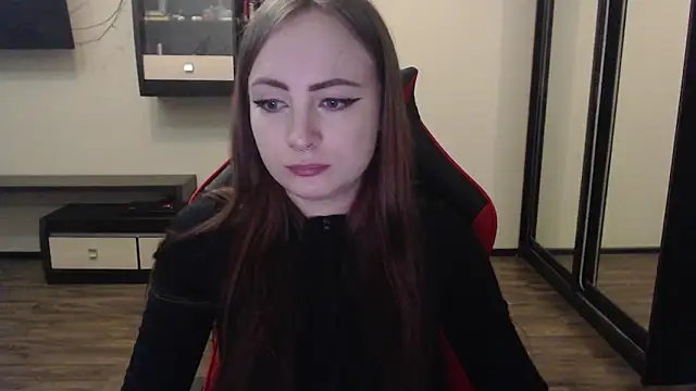 Snapshot of Laralianna chatting on March 2, 6:46 pm Laralianna online show from March 2, 6:46 pm