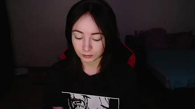 Snapshot of Laralianna chatting on November 20, 2:23 am Laralianna online show from November 20, 2:23 am