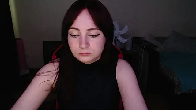 Snapshot of Laralianna chatting on July 1, 6:08 pm Laralianna online show from July 1, 6:08 pm