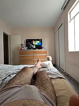 Snapshot of MysterBearMG chatting on February 2, 6:51 pm MysterBearMG online show from February 2, 6:51 pm