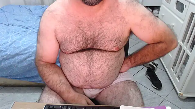 MysterBearMG online show from December 14, 10:59 pm