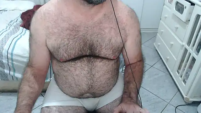 MysterBearMG online show from April 5, 11:44 pm