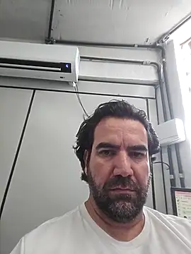 MysterBearMG online show from May 26, 3:21 pm