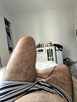 Snapshot of MysterBearMG chatting on February 7, 12:57 pm MysterBearMG online show from February 7, 12:57 pm