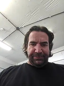 MysterBearMG online show from May 18, 3:17 pm