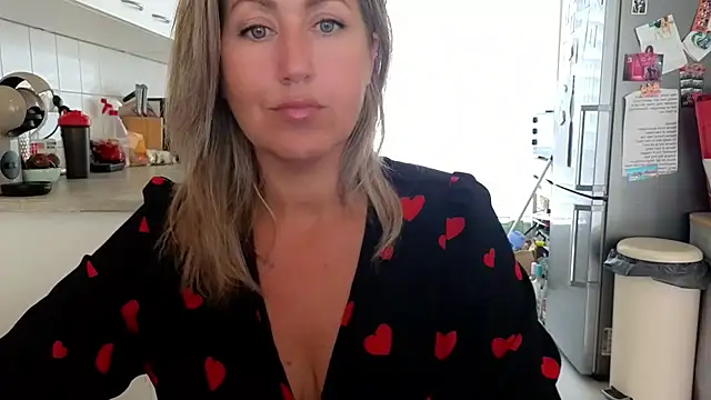TessToy online show from June 2, 10:48 am