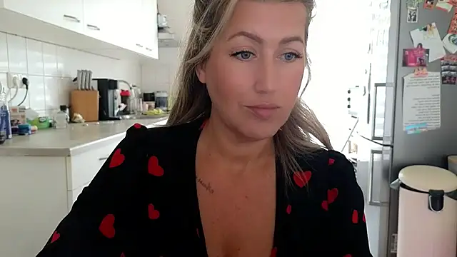 TessToy online show from June 5, 7:03 am