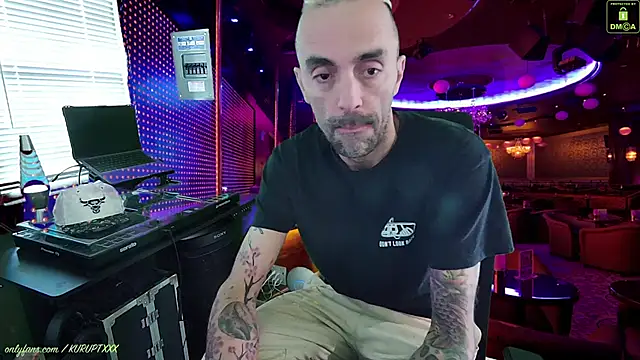 kuruptxxx live online show from January 15, 5:47 pm