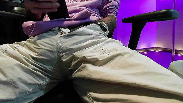 kuruptxxx live online show from November 5, 7:06 pm