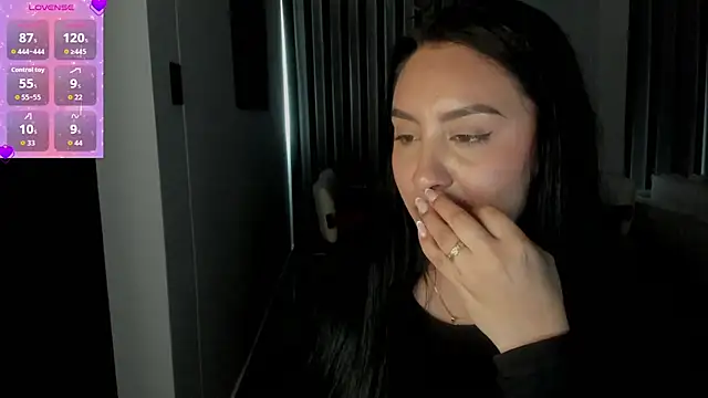 Snapshot of AnushaKumari chatting on December 1, 5:03 pm AnushaKumari online show from December 1, 5:03 pm