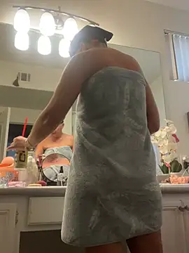 Lexi Shocker online show from March 5, 5:09 pm