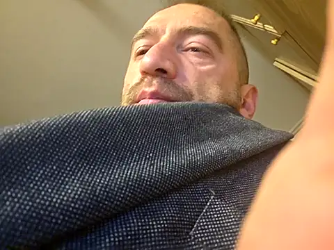 Snapshot of theSmallest-dick chatting on October 2, 3:21 am theSmallest-dick online show from October 2, 3:21 am