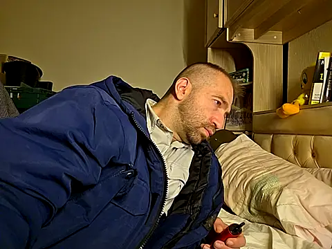 Snapshot of theSmallest-dick chatting on October 4, 7:37 pm theSmallest-dick online show from October 4, 7:37 pm