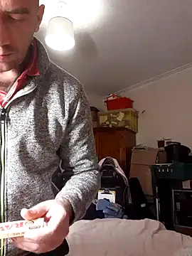 Snapshot of theSmallest-dick chatting on February 21, 10:26 pm theSmallest-dick online show from February 21, 10:26 pm