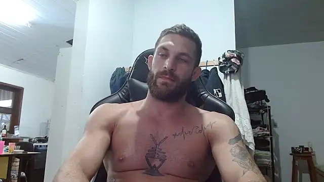 Snapshot of surfdog_95 chatting on February 27, 9:04 pm surfdog 95 online show from February 27, 9:04 pm