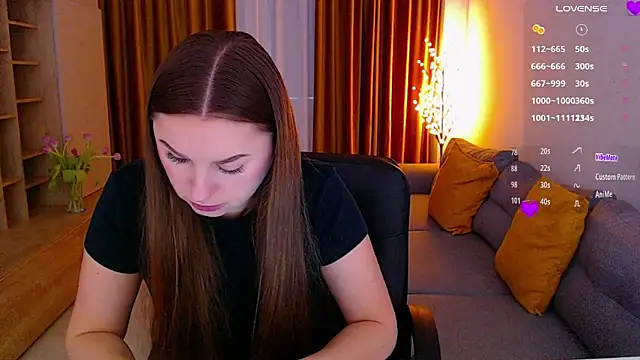  Mia Adams online show from January 10, 8:31 am