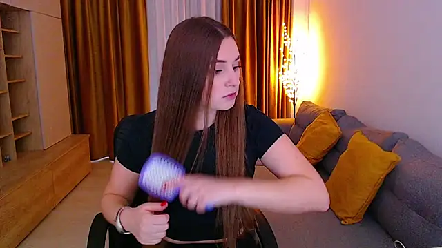  Mia Adams online show from March 30, 9:55 am