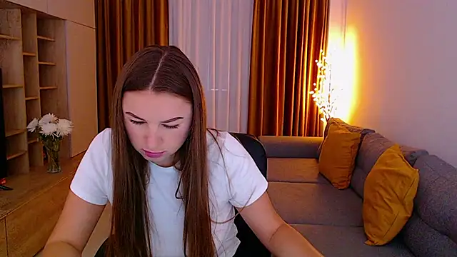  Mia Adams online show from October 8, 6:15 am