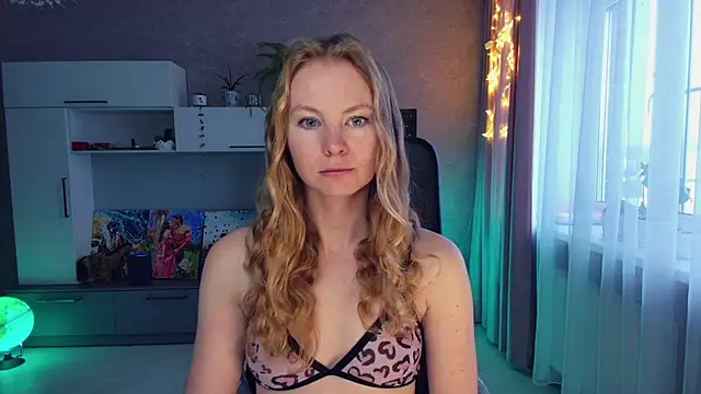 Cuddle Cat online show from November 20, 6:03 am